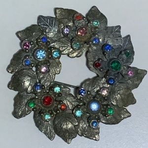 Antique Cast Wreath Rhinestone Brooch